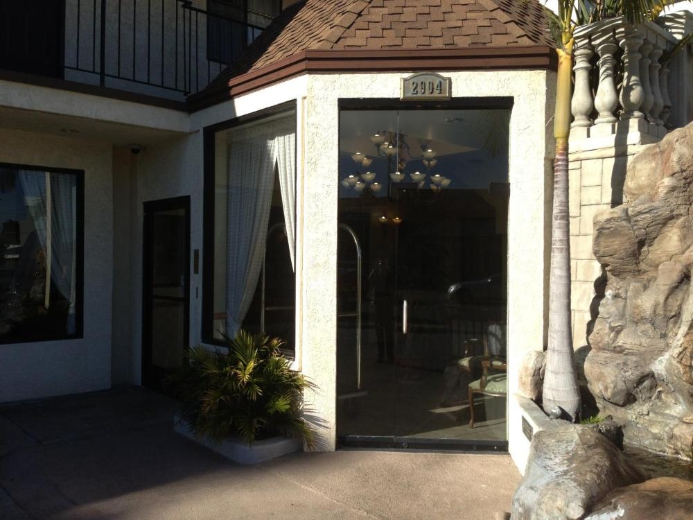 Jolly Roger Hotel Image 12