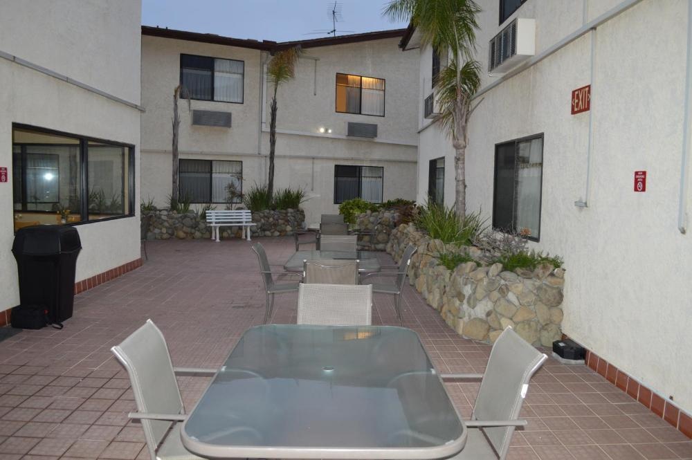 Jolly Roger Hotel Image 18